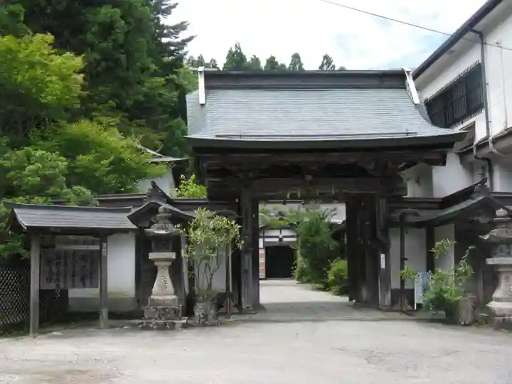 宝亀院の山門・神門