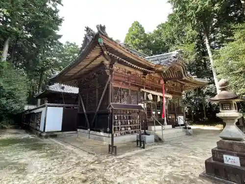 千種神社の本殿・本堂