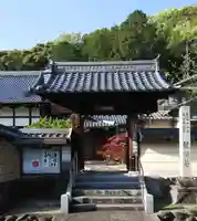 龍済寺の山門・神門