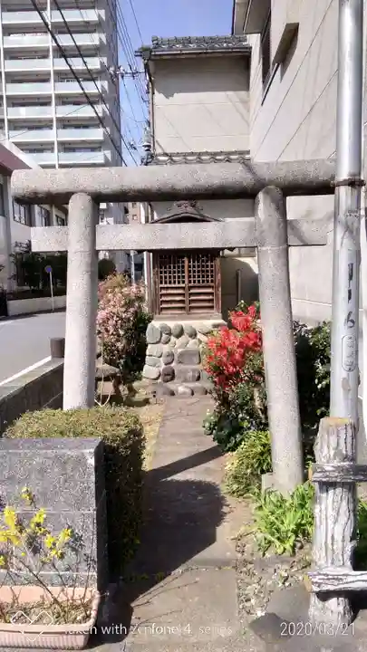 無銘神社(仮称)の鳥居