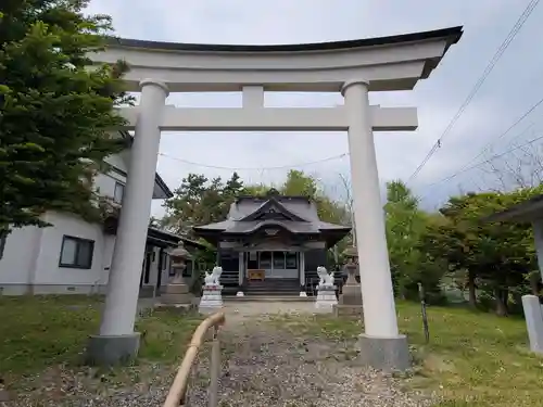 八幡神社の鳥居