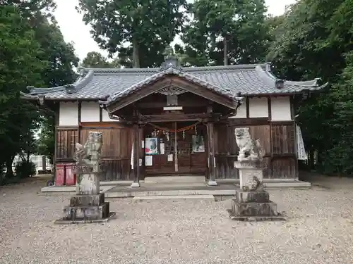 算所八幡神社の本殿・本堂