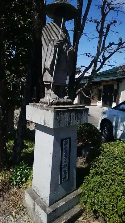 永教寺の像