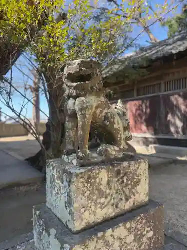 細石神社の{uncategorized: "未分類", other: "その他", undefined: "問題あり", building: "その他建物", grave: "お墓", sacred_gate: "鳥居", guardian: "狛犬", statue: "像", buddha: "仏像", history: "歴史", nature: "自然", garden: "庭園", animal: "動物", pagoda: "塔", temizu: "手水舎", mountain_gate: "山門・神門", sanctuary: "本殿・本堂", subordinate: "末社・摂社", art: "芸術", scenery: "景色", jizo: "地蔵", ema: "絵馬", goshuin: "御朱印", omikuji: "おみくじ", items: "授与品その他", amulet: "お守り", goshuincho: "御朱印帳", eats: "食事", festival: "お祭り", votive_dance: "神楽", shichigosan: "七五三参", wedding: "結婚式", experience: "体験その他", initially: "初詣", around: "周辺", anti_infection: "感染症対策"}