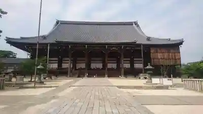 本山専修寺の本殿・本堂