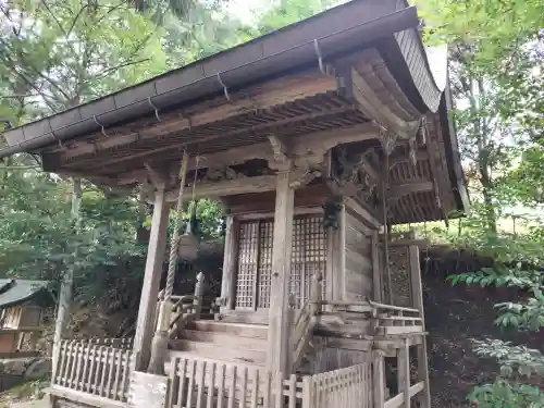 志波加神社の{uncategorized: "未分類", other: "その他", undefined: "問題あり", building: "その他建物", grave: "お墓", sacred_gate: "鳥居", guardian: "狛犬", statue: "像", buddha: "仏像", history: "歴史", nature: "自然", garden: "庭園", animal: "動物", pagoda: "塔", temizu: "手水舎", mountain_gate: "山門・神門", sanctuary: "本殿・本堂", subordinate: "末社・摂社", art: "芸術", scenery: "景色", jizo: "地蔵", ema: "絵馬", goshuin: "御朱印", omikuji: "おみくじ", items: "授与品その他", amulet: "お守り", goshuincho: "御朱印帳", eats: "食事", festival: "お祭り", votive_dance: "神楽", shichigosan: "七五三参", wedding: "結婚式", experience: "体験その他", initially: "初詣", around: "周辺", anti_infection: "感染症対策"}
