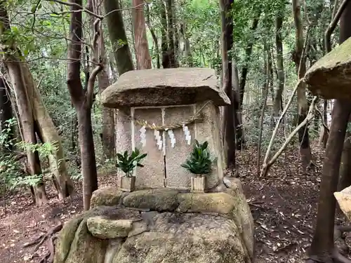 越木岩神社の本殿・本堂