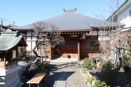 鳳林寺の本殿・本堂