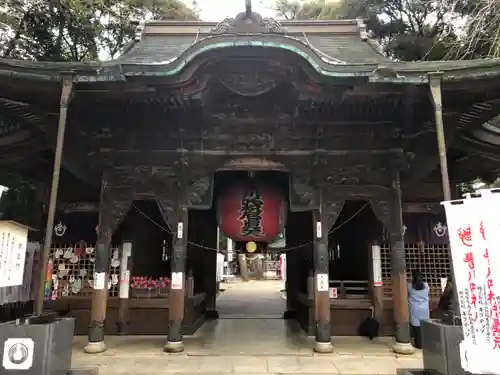 豊川閣　妙厳寺の山門