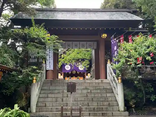 東京大神宮の山門