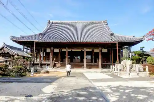 真光寺の本殿・本堂