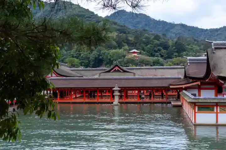 厳島神社(広島県)