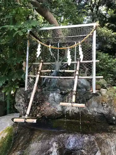 枚岡神社の手水