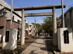 池袋氷川神社の鳥居