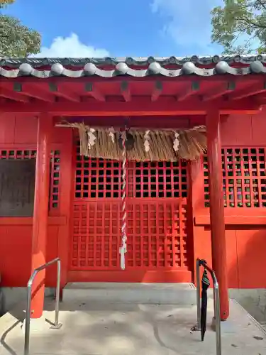 少童神社の{uncategorized: "未分類", other: "その他", undefined: "問題あり", building: "その他建物", grave: "お墓", sacred_gate: "鳥居", guardian: "狛犬", statue: "像", buddha: "仏像", history: "歴史", nature: "自然", garden: "庭園", animal: "動物", pagoda: "塔", temizu: "手水舎", mountain_gate: "山門・神門", sanctuary: "本殿・本堂", subordinate: "末社・摂社", art: "芸術", scenery: "景色", jizo: "地蔵", ema: "絵馬", goshuin: "御朱印", omikuji: "おみくじ", items: "授与品その他", amulet: "お守り", goshuincho: "御朱印帳", eats: "食事", festival: "お祭り", votive_dance: "神楽", shichigosan: "七五三参", wedding: "結婚式", experience: "体験その他", initially: "初詣", around: "周辺", anti_infection: "感染症対策"}