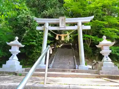 七所神社(百々七所神社)の鳥居