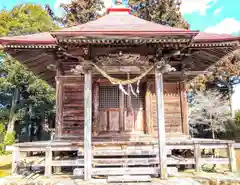 白山神社の本殿