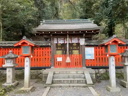 櫟谷宗像神社（松尾大社摂社）の本殿・本堂