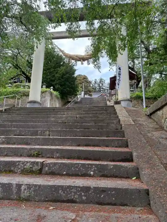烏帽子山八幡宮(山形県)