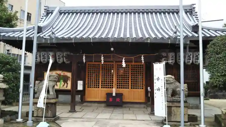 八尾神社の本殿・本堂
