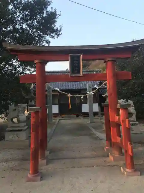 美加登神社の鳥居