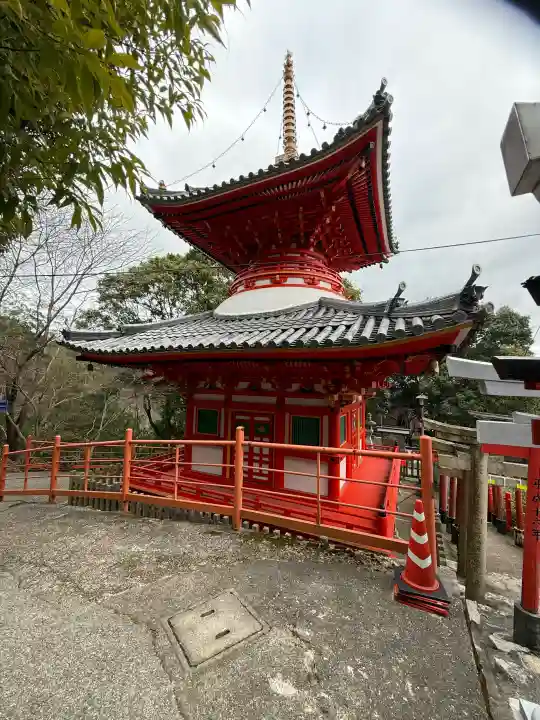 朝護孫子寺の{uncategorized: "未分類", other: "その他", undefined: "問題あり", building: "その他建物", grave: "お墓", sacred_gate: "鳥居", guardian: "狛犬", statue: "像", buddha: "仏像", history: "歴史", nature: "自然", garden: "庭園", animal: "動物", pagoda: "塔", temizu: "手水舎", mountain_gate: "山門・神門", sanctuary: "本殿・本堂", subordinate: "末社・摂社", art: "芸術", scenery: "景色", jizo: "地蔵", ema: "絵馬", goshuin: "御朱印", omikuji: "おみくじ", items: "授与品その他", amulet: "お守り", goshuincho: "御朱印帳", eats: "食事", festival: "お祭り", votive_dance: "神楽", shichigosan: "七五三参", wedding: "結婚式", experience: "体験その他", initially: "初詣", around: "周辺", anti_infection: "感染症対策"}