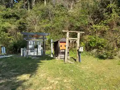 思金神社の{uncategorized: "未分類", other: "その他", undefined: "問題あり", building: "その他建物", grave: "お墓", sacred_gate: "鳥居", guardian: "狛犬", statue: "像", buddha: "仏像", history: "歴史", nature: "自然", garden: "庭園", animal: "動物", pagoda: "塔", temizu: "手水舎", mountain_gate: "山門・神門", sanctuary: "本殿・本堂", subordinate: "末社・摂社", art: "芸術", scenery: "景色", jizo: "地蔵", ema: "絵馬", goshuin: "御朱印", omikuji: "おみくじ", items: "授与品その他", amulet: "お守り", goshuincho: "御朱印帳", eats: "食事", festival: "お祭り", votive_dance: "神楽", shichigosan: "七五三参", wedding: "結婚式", experience: "体験その他", initially: "初詣", around: "周辺", anti_infection: "感染症対策"}