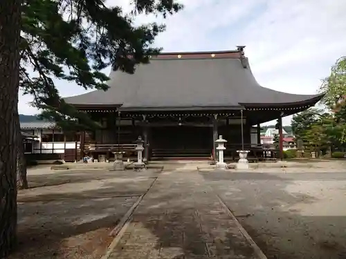 還来寺の本殿・本堂