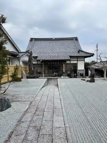 明観寺の本殿・本堂