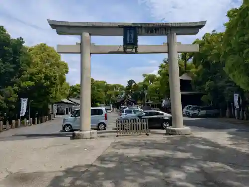 知立神社の{uncategorized: "未分類", other: "その他", undefined: "問題あり", building: "その他建物", grave: "お墓", sacred_gate: "鳥居", guardian: "狛犬", statue: "像", buddha: "仏像", history: "歴史", nature: "自然", garden: "庭園", animal: "動物", pagoda: "塔", temizu: "手水舎", mountain_gate: "山門・神門", sanctuary: "本殿・本堂", subordinate: "末社・摂社", art: "芸術", scenery: "景色", jizo: "地蔵", ema: "絵馬", goshuin: "御朱印", omikuji: "おみくじ", items: "授与品その他", amulet: "お守り", goshuincho: "御朱印帳", eats: "食事", festival: "お祭り", votive_dance: "神楽", shichigosan: "七五三参", wedding: "結婚式", experience: "体験その他", initially: "初詣", around: "周辺", anti_infection: "感染症対策"}