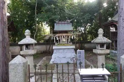 日根神社の末社