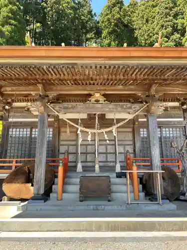 鵜住神社の本殿・本堂