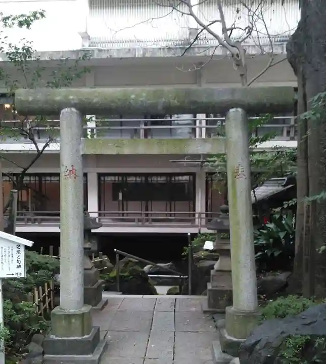 子安神社の鳥居