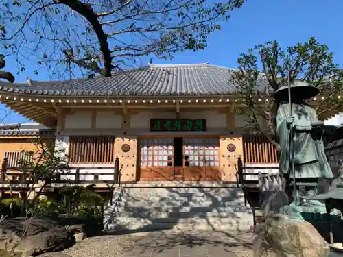 禅定院の本殿・本堂