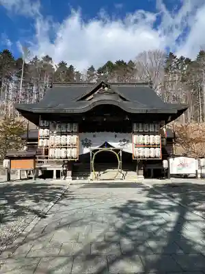 義經神社の本殿・本堂
