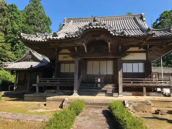 一乗寺の本殿・本堂