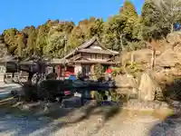 曽野稲荷神社の庭園