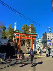 穴八幡宮の鳥居