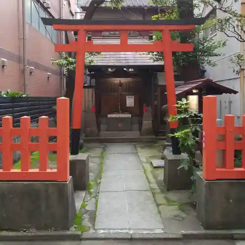 出世稲荷神社（柳森神社境外摂社）の鳥居