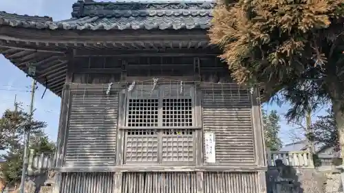 勝居神社の{uncategorized: "未分類", other: "その他", undefined: "問題あり", building: "その他建物", grave: "お墓", sacred_gate: "鳥居", guardian: "狛犬", statue: "像", buddha: "仏像", history: "歴史", nature: "自然", garden: "庭園", animal: "動物", pagoda: "塔", temizu: "手水舎", mountain_gate: "山門・神門", sanctuary: "本殿・本堂", subordinate: "末社・摂社", art: "芸術", scenery: "景色", jizo: "地蔵", ema: "絵馬", goshuin: "御朱印", omikuji: "おみくじ", items: "授与品その他", amulet: "お守り", goshuincho: "御朱印帳", eats: "食事", festival: "お祭り", votive_dance: "神楽", shichigosan: "七五三参", wedding: "結婚式", experience: "体験その他", initially: "初詣", around: "周辺", anti_infection: "感染症対策"}