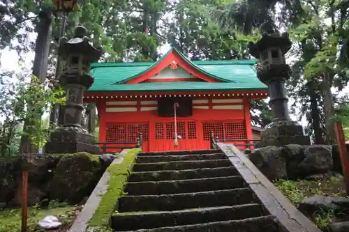 八幡社の本殿・本堂