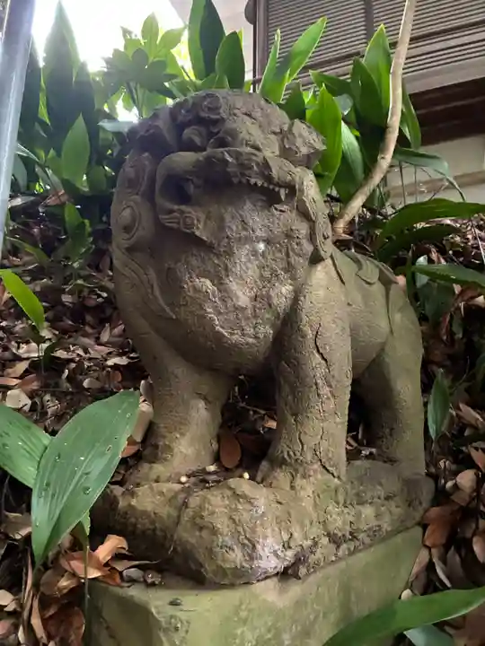 丹生神社の狛犬