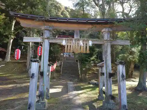 鵜羽神社の鳥居