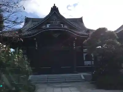 立法寺の本殿・本堂