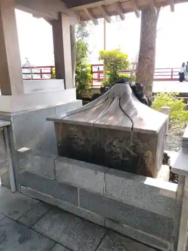 多摩川浅間神社の{uncategorized: "未分類", other: "その他", undefined: "問題あり", building: "その他建物", grave: "お墓", sacred_gate: "鳥居", guardian: "狛犬", statue: "像", buddha: "仏像", history: "歴史", nature: "自然", garden: "庭園", animal: "動物", pagoda: "塔", temizu: "手水舎", mountain_gate: "山門・神門", sanctuary: "本殿・本堂", subordinate: "末社・摂社", art: "芸術", scenery: "景色", jizo: "地蔵", ema: "絵馬", goshuin: "御朱印", omikuji: "おみくじ", items: "授与品その他", amulet: "お守り", goshuincho: "御朱印帳", eats: "食事", festival: "お祭り", votive_dance: "神楽", shichigosan: "七五三参", wedding: "結婚式", experience: "体験その他", initially: "初詣", around: "周辺", anti_infection: "感染症対策"}