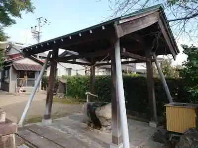 稲荷神社の手水舎