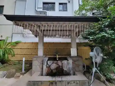 銀杏岡八幡神社の手水舎