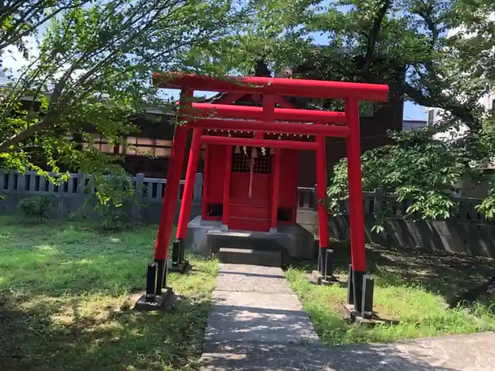 豊田白山神社の末社・摂社