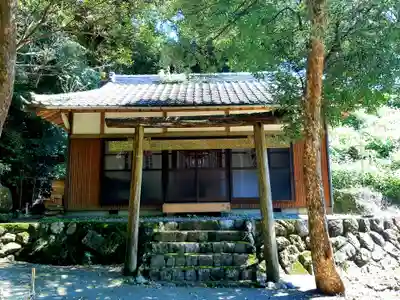 六所神社の鳥居