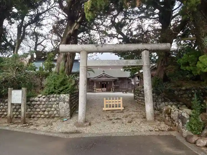 優婆夷宝明神社(東京都)